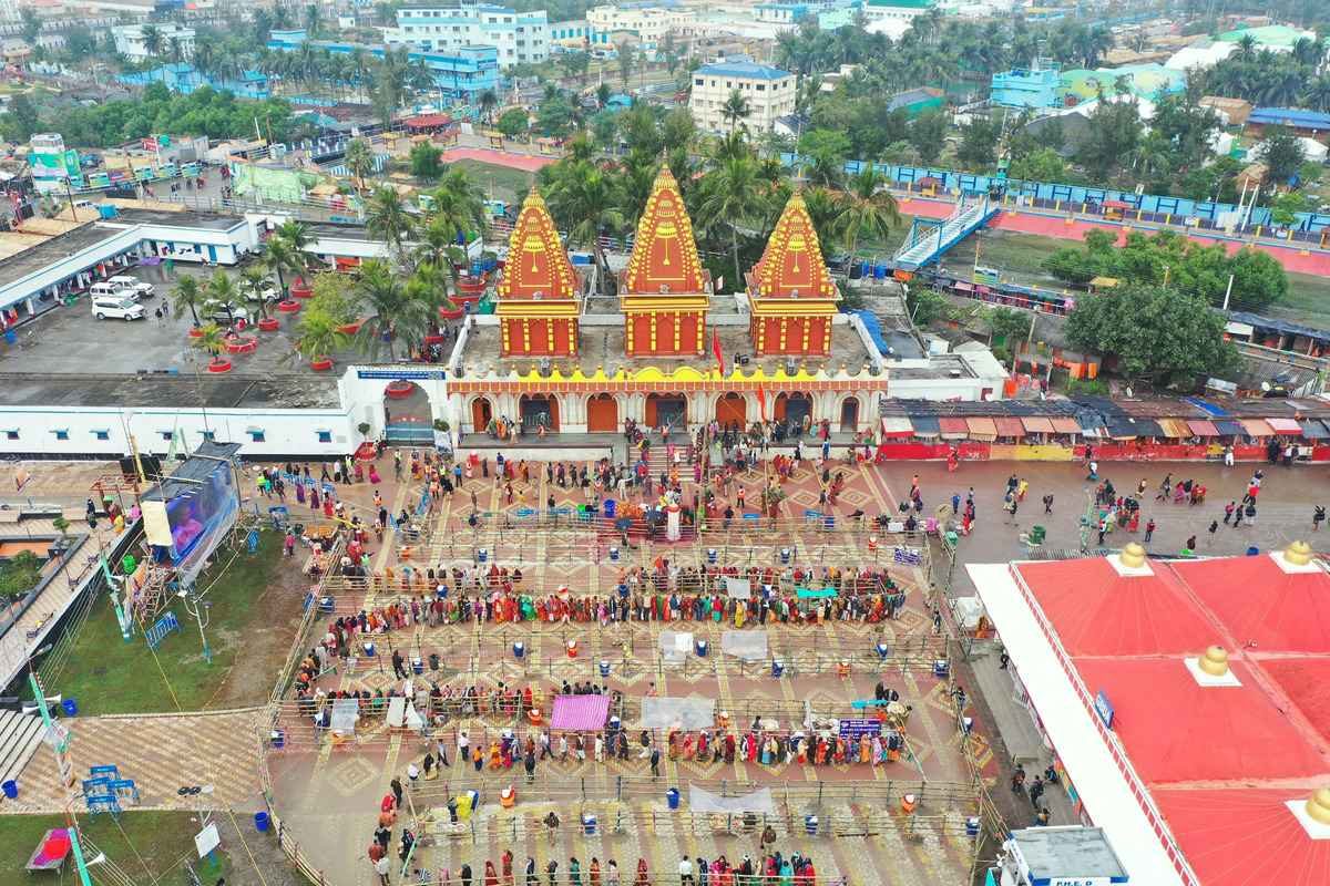 Millions of pilgrims gathered at Gangasagar Mela near Kapil Muni Temple during Makar Sankranti